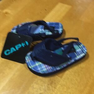 NWT blue plaid slip on sandals size 4-5